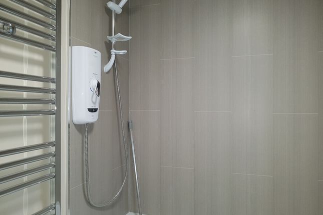 2, Linden Avenue,  Wickersley, Rotherham photo 3