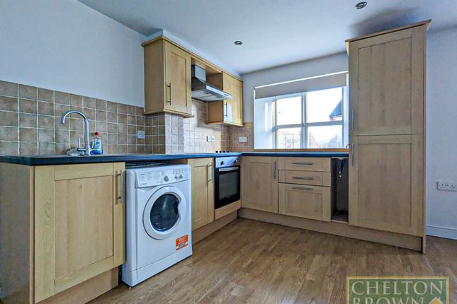 Flat 1, 77, Blisworth Close, Northampton photo 2