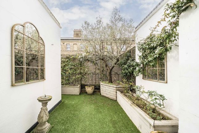 51, Westmoreland Terrace, London photo 4