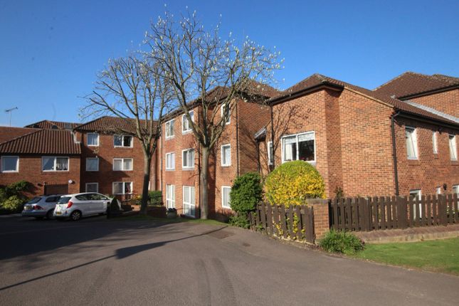 1 bed property for sale in Roundwood Lane, Harpenden AL5