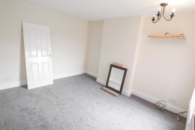 Terraced house to rent in Stanley Road, Nuneaton