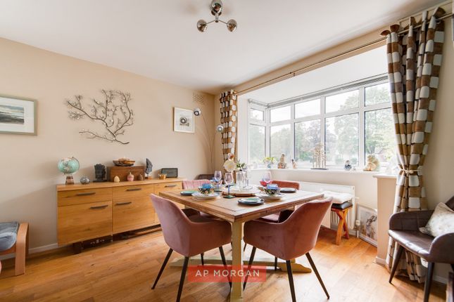 46, Wollescote Road, Dudley photo 4