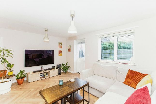 Town house for sale in Firefly Road, Upper Cambourne, Cambridge