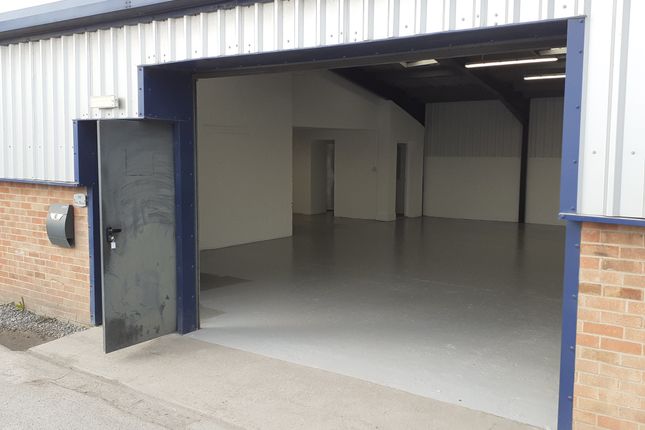 Warehouse to let in Axe Road, Bridgwater