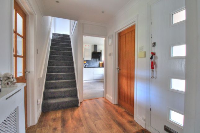 51, Denver Drive, Basildon photo 2