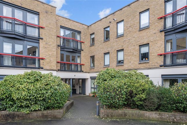 Flat 55, Leeds Court, 201, St John Street, London photo 4