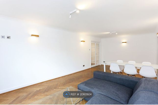 Flat to rent in Beatrix House, London