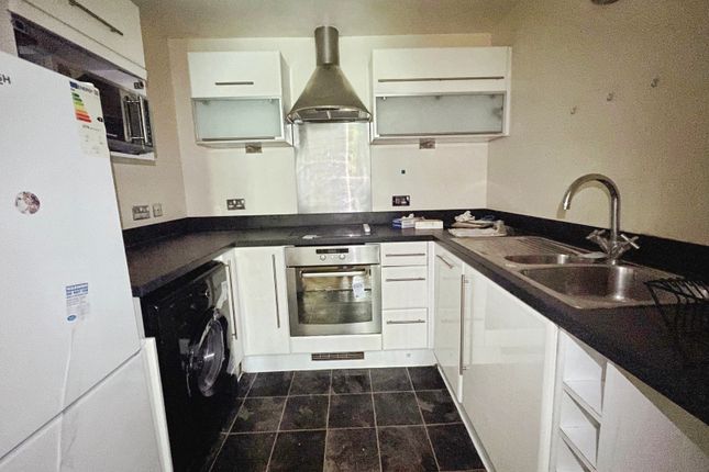 Flat 129, Oceana Boulevard,, Orchard Place, Hampshire photo 3