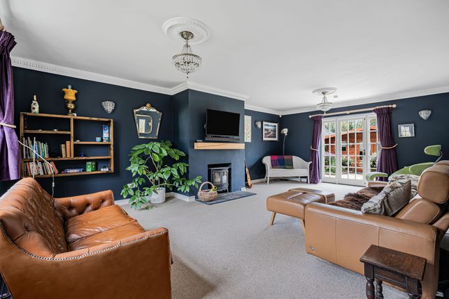 58 Alexandra Road, Redruth photo 3