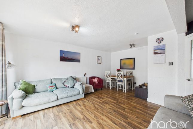 6 Chestnut Crescent, East Kilbride, South Lanarkshire photo 3