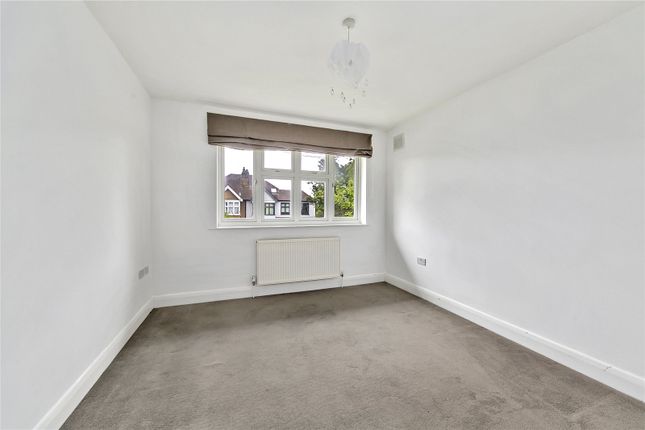 1A, Lancaster Gardens, Surrey photo 4