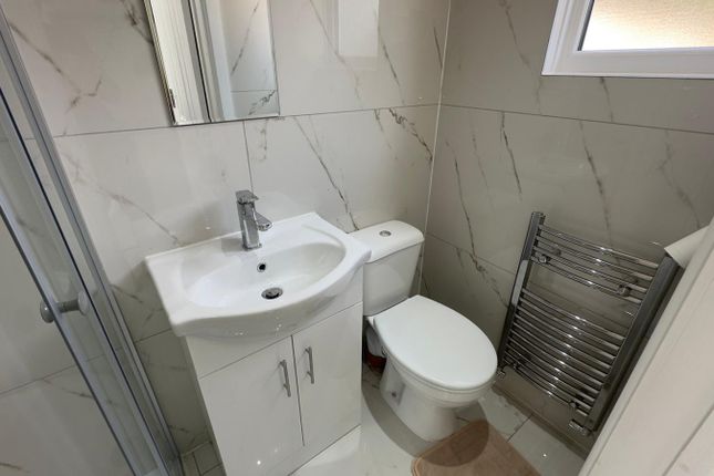 Outhouse, 73, Parkfield Crescent, Ruislip photo 5