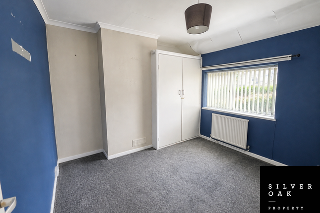 34 Graig Avenue, Llanelli photo 5