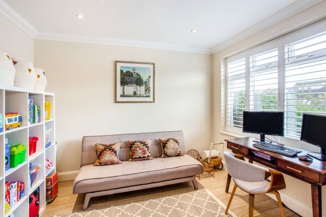 Semi-detached house for sale in Maltings Drive, St. Albans