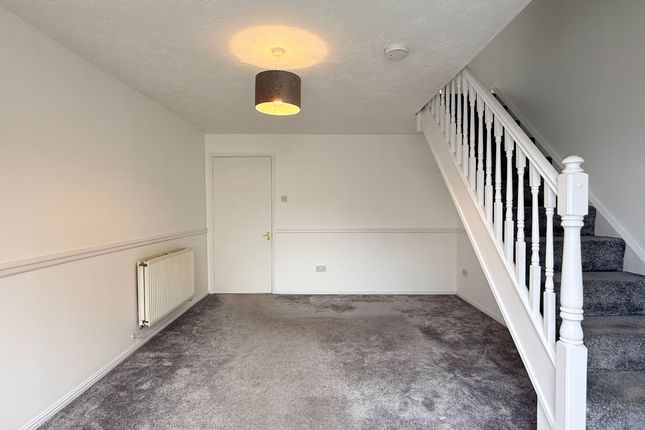 67 Showell Park, Taunton photo 3