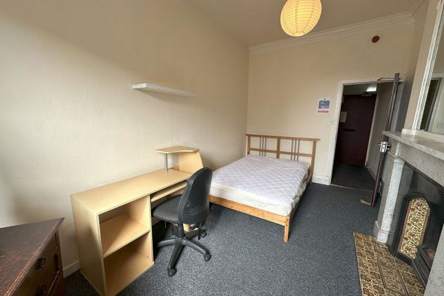 Nethergate, Dundee, Dundee photo 5