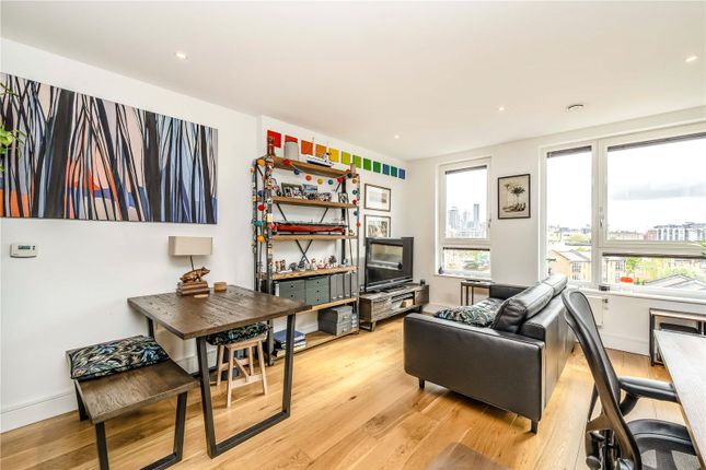 Thumbnail Flat for sale in 4 Aurora Point, Plough Way, London