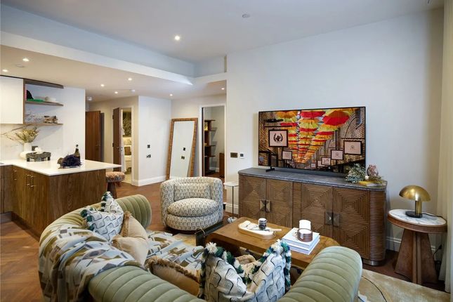 12 Camden Goods Yard, Chalk Farm Road, London photo 3