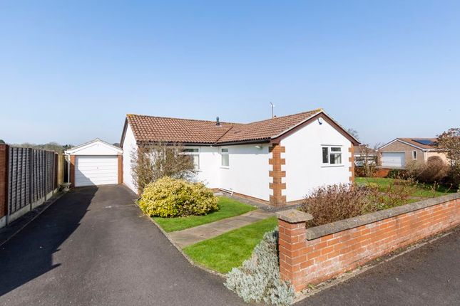 Thumbnail Bungalow for sale in Jubilee Drive, Failand, Bristol