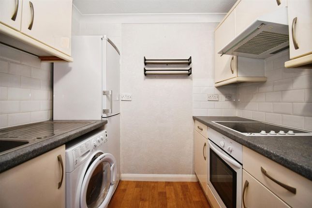 27 Kirk House, Pryme Street, Hull photo 4