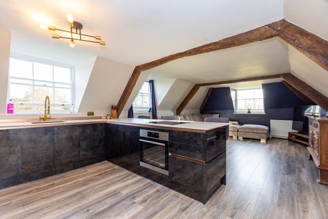 Flat 12, Ladbroke Hall,, Ladbroke, Warwickshire photo 4