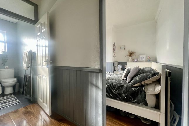 4, Highfield Place, Morley photo 3