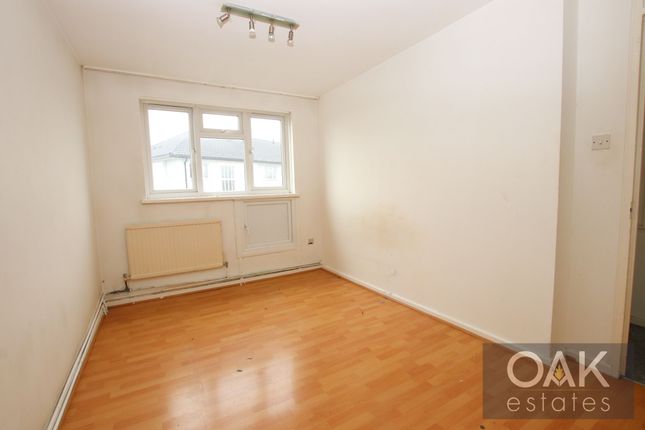 Maisonette for sale in Old Road, Enfield