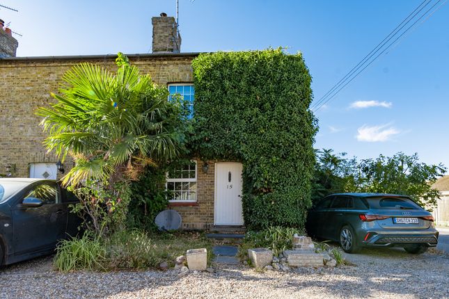 2-bed house on 15, Oak Road, Witham, £250,000