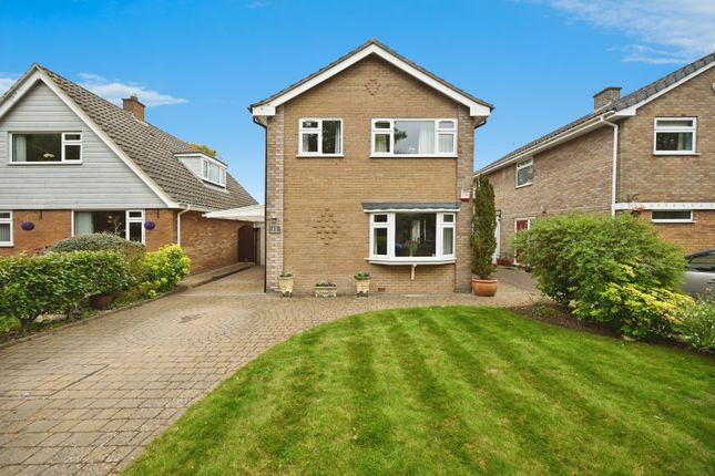 11, Duncan Drive, Rugby photo 2