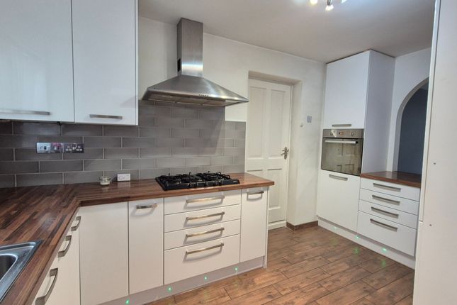 47 Stamford Drive, Coalville photo 2