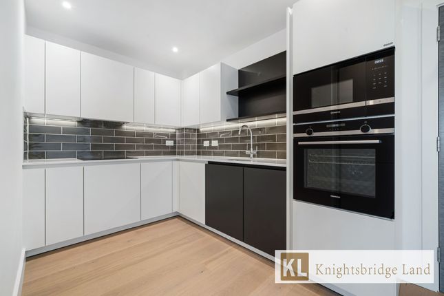 Thumbnail Flat for sale in The Crosse, New Tannery Way, London