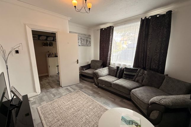 11, McNeil Avenue, Crewe photo 4