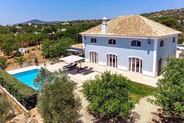 Villa for sale in Estoi, Conceição E Estoi, Algarve