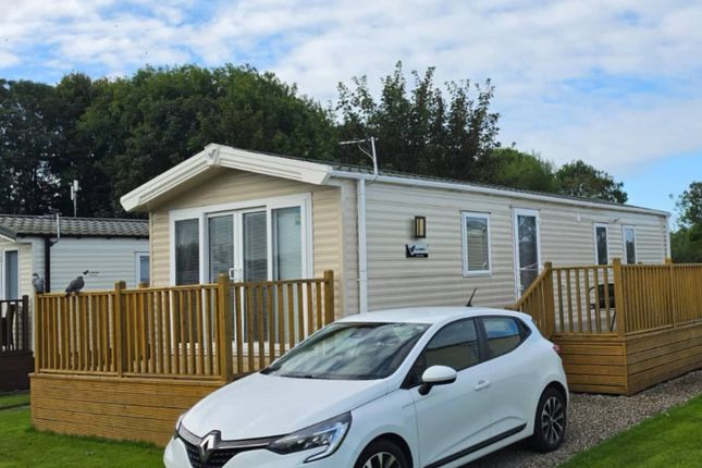 2-bed caravan on selin, Skinburness Road, Silloth, £31,995