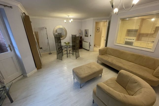 Flat 2, Meadow Court, Birmingham photo 2