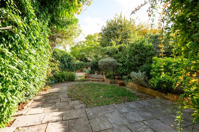 21, Shaftesbury Avenue, Bedford photo 3