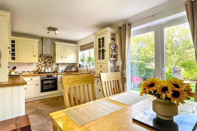 Durham Drive, Stoke-On-Trent photo 4