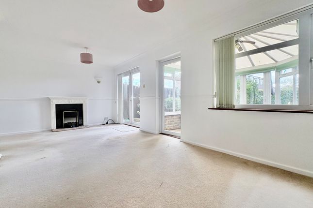 11, Beyers Gardens, HODDESDON photo 4