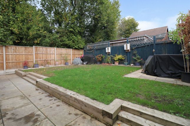 26 Stanier Way, Southampton photo 4