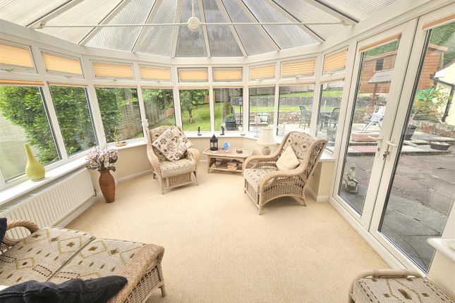 6, Priory Gardens, Tavistock photo 3