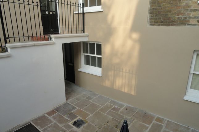 Queen Street, Chelmsford, Essex, CM2 0Js