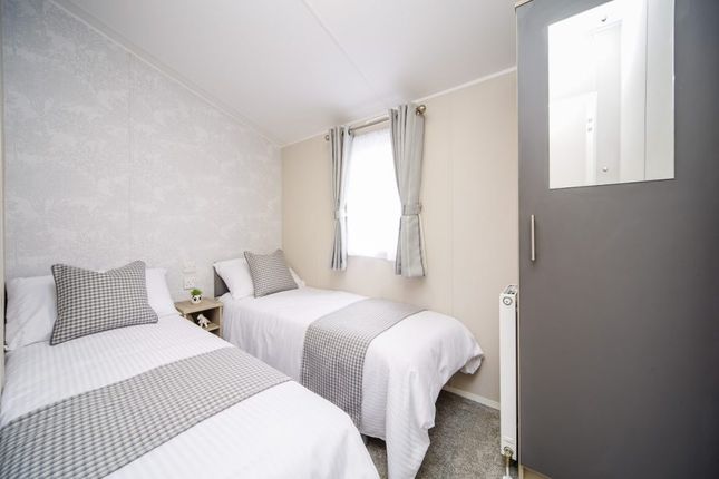 Viewfield Manor Holiday Park, Lochlibo Rd, Kilwinning photo 4