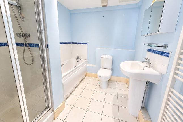 14, Martinique Way, Eastbourne photo 3
