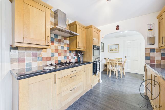 15 Stag Lane, Newton Aycliffe photo 3