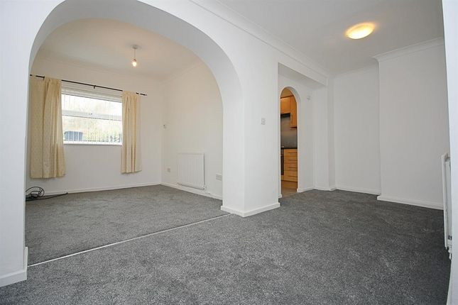 Thumbnail Flat to rent in Walker Road, Newcastle Upon Tyne