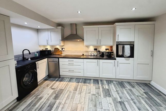 Open View Holmshaw Lane, Crewe photo 4