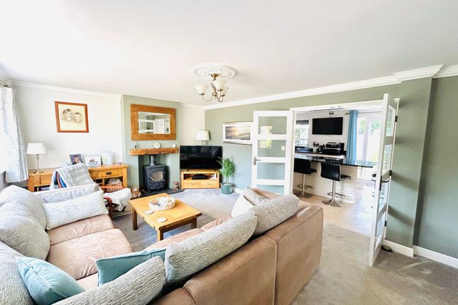 2 Springfield Avenue, Lymm photo 3