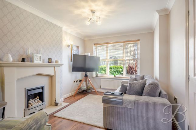 56, Lucknow Drive, Sutton-In-Ashfield photo 2