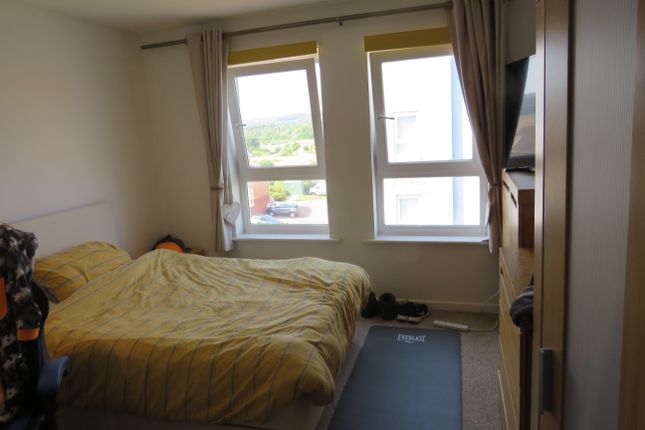 Flat for sale in Cwrt Naiomi, Pentre DOC Y Gogledd, Llanelli