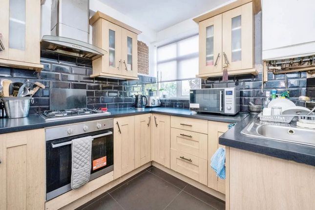 85 Culverhouse Road, Luton photo 3